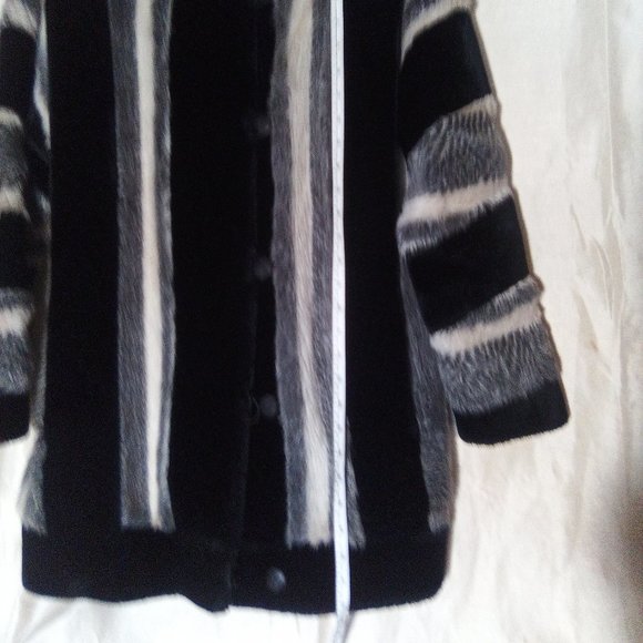 Rare Find "Saint Laurent" Faux Fur Coat - Picture 13 of 16